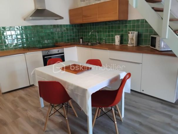 A louer APPARTEMENT T2 47 M2 BORD DE MER SETE