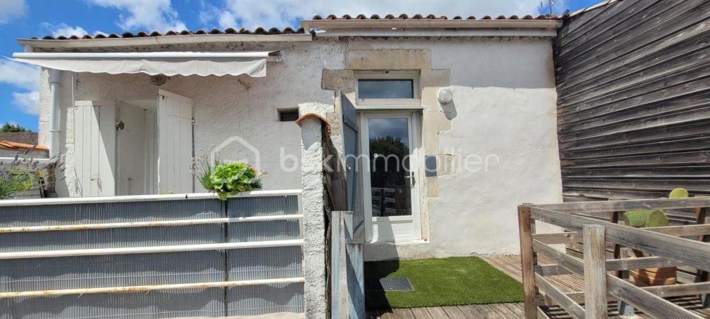 A louer APPARTEMENT T2 32 M2 TERRASSE BORD DE MER SAUJON