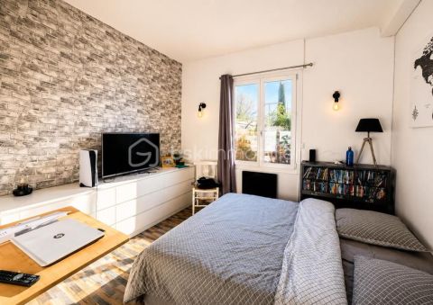 A louer MAISON  4 PIECES 99 M2 BORD DE MER TOULON