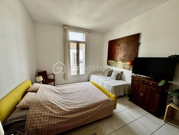 A louer STUDIO  28 M2 BORD DE MER SETE