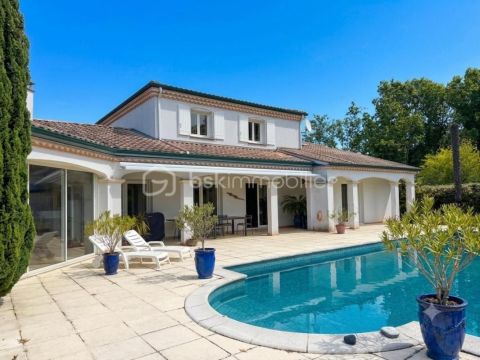 A louer MAISON 5 PIECES 220 M2 BORD DE MER BIGANOS