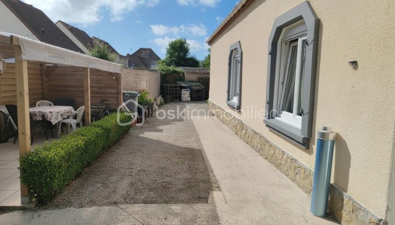 A louer LONGèRE  5 PIECES 105 M2  SAINT LEONARD