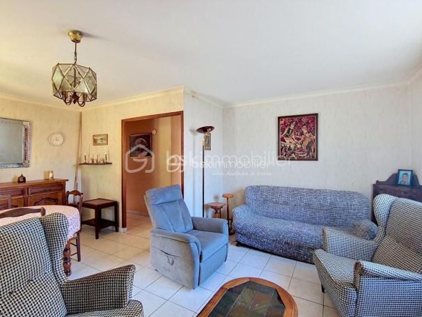 A louer MAISON  5 PIECES 88 M2  SAINT GELY DU FESC
