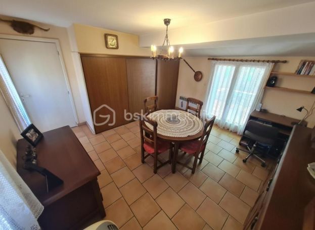 A louer APPARTEMENT DUPLEX DE PRESTIGE T4 93 M2 TERRASSE BORD DE MER NICE