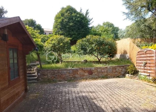 A louer APPARTEMENT T2 50 M2 TERRASSE BORD DE MER HYERES
