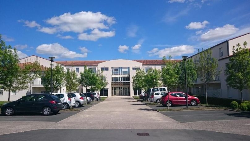 A louer APPARTEMENT T2 43 M2 TERRASSE  LES GONDS
