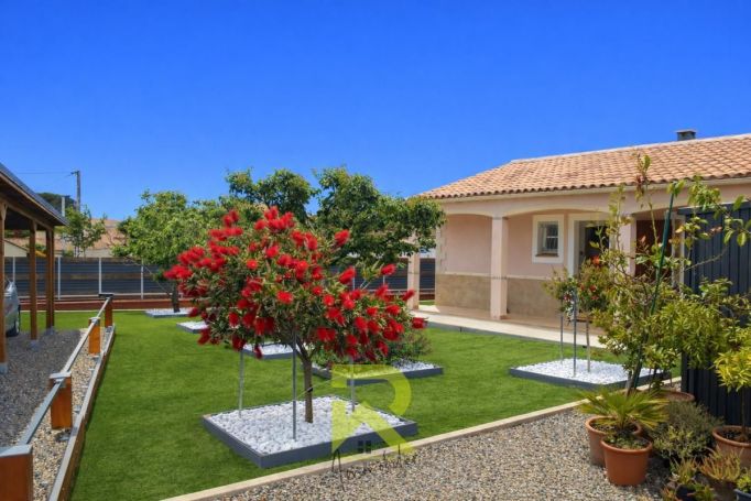 A louer MAISON  4 PIECES 80 M2  POMEROLS