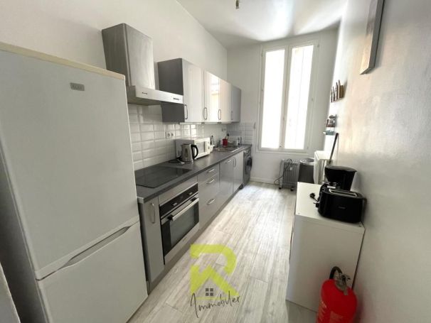 A louer APPARTEMENT T4 90 M2 BORD DE MER AGDE