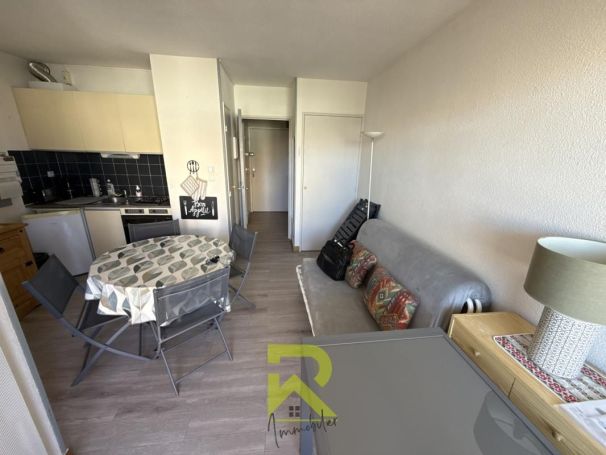A louer STUDIO  30 M2 TERRASSE PLAGE à PIED LE CAP D AGDE