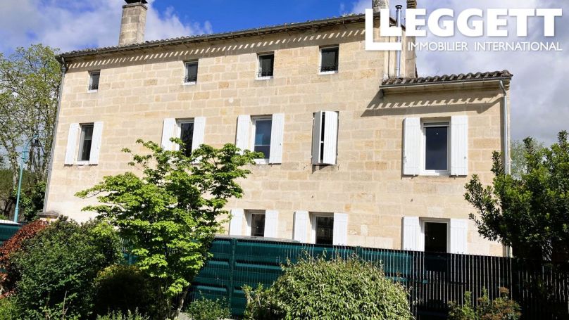 A louer MAISON  DE MAîTRE  SAINT SEURIN SUR L ISLE