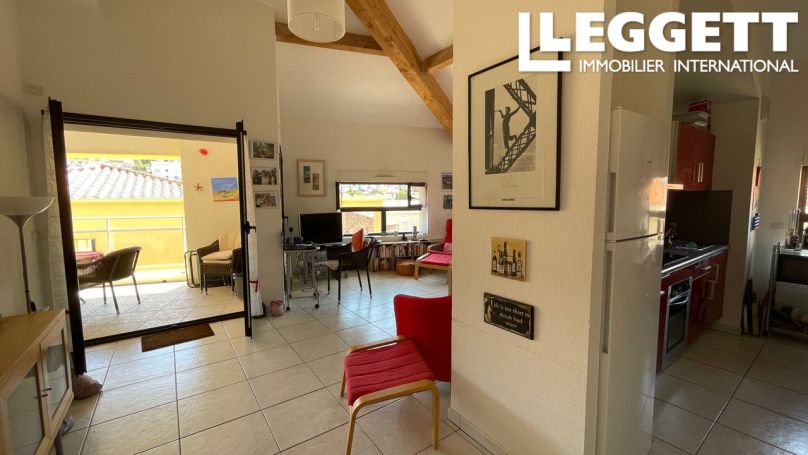 A louer APPARTEMENT T4 88 M2 TERRASSE BORD DE MER PORT VENDRES