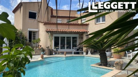 A vendre MAISON  6 PIECES 214 M2 BORD DE MER NICE
