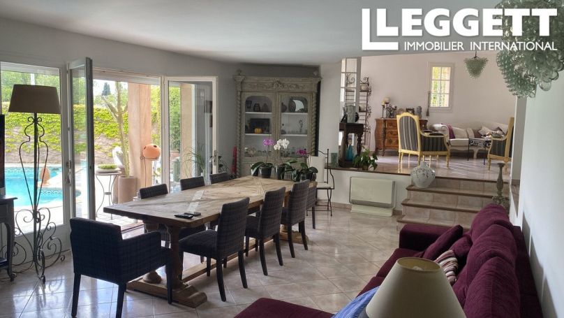 A vendre MAISON  6 PIECES 214 M2 BORD DE MER NICE