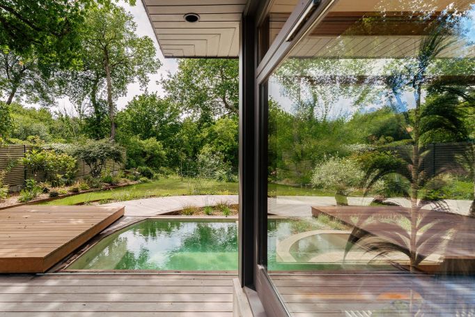 A vendre Villa contemporaine 10 PIECES 230 M&sup2; dans un cadre de vie exceptionnel  Vannes