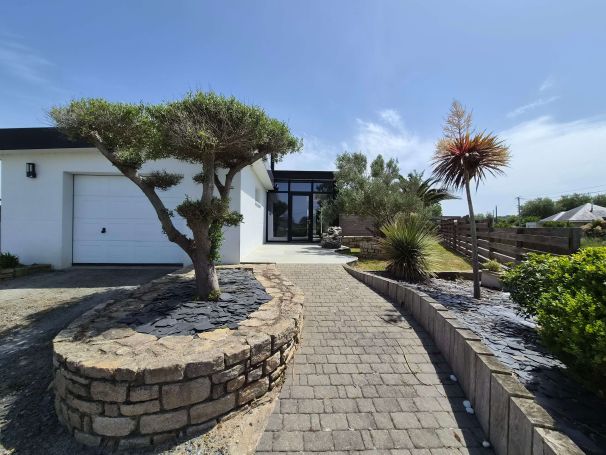 vente Belle maison contemporaine à 500 mètres de la plage à Guisseny
