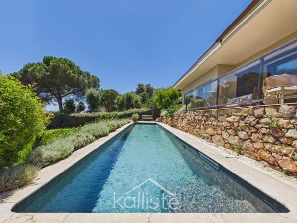 A louer MAISON  4 PIECES 111 M2 BORD DE MER AJACCIO