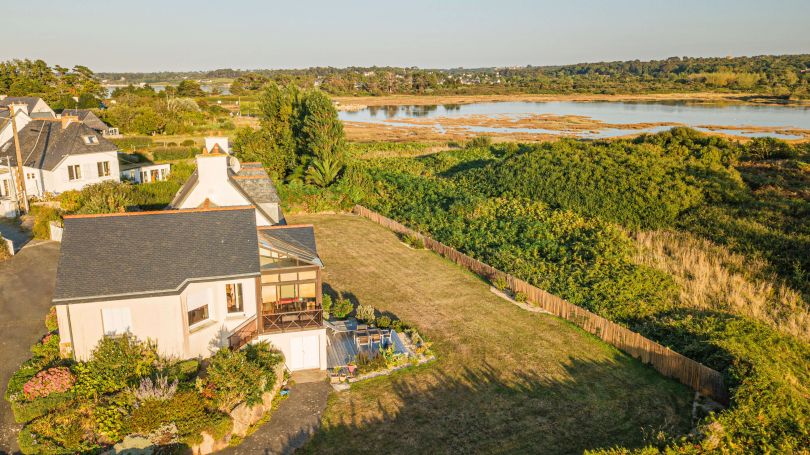 A vendre Maison sur une ILE 8 PIECES 160 M² vue mer PLEUMEUR BODOU