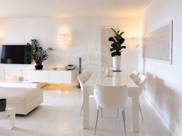 A louer APPARTEMENT DE PRESTIGE T4 123 M2 TERRASSE VUE MER NICE