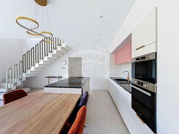 A louer MAISON  CONTEMPORAINE  NIMES