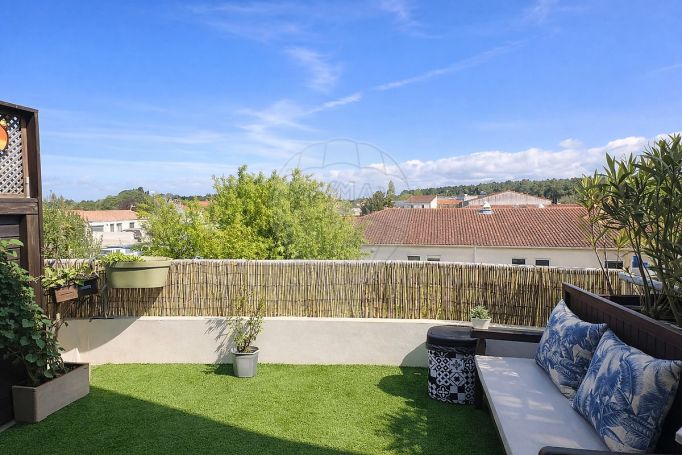 A louer APPARTEMENT T3 58 M2 TERRASSE BORD DE MER ARVERT