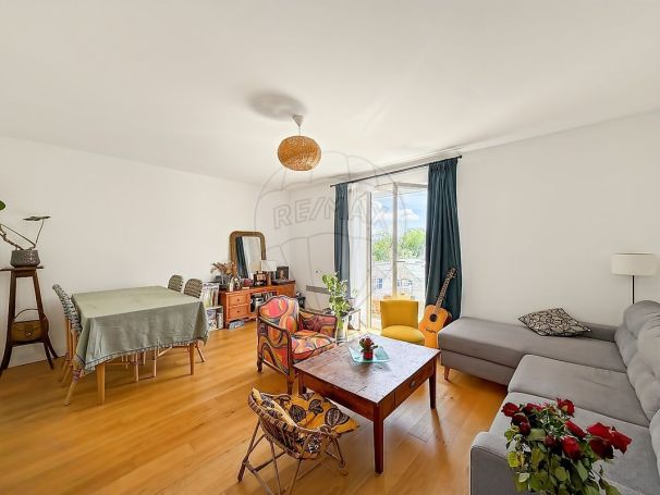 A louer APPARTEMENT T4 75 M2  REZE