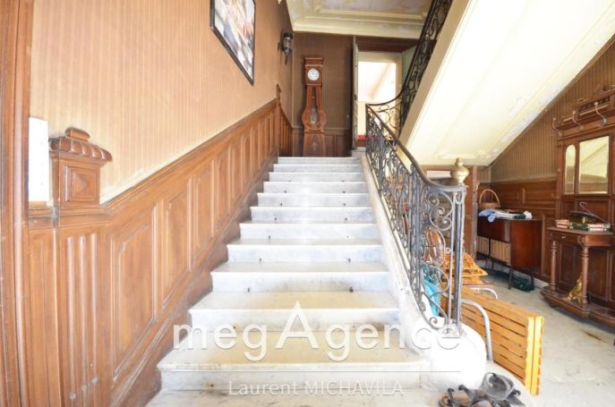 A louer MAISON  DE MAîTRE  VILLENEUVE LES BEZIERS