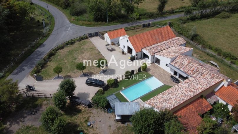 A louer MAISON  7 PIECES 180 M2 BORD DE MER SAINT JEAN DE MONTS
