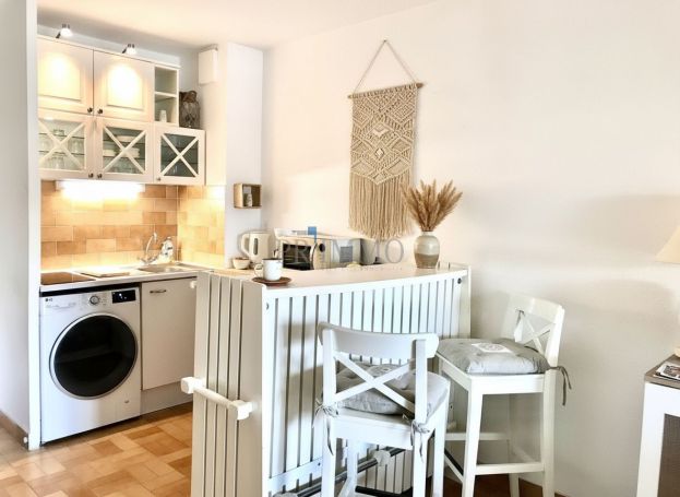 A louer APPARTEMENT T3 39 M2 TERRASSE PIEDS DANS L'EAU GRIMAUD
