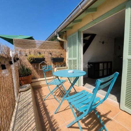 A louer APPARTEMENT T2 32 M2 TERRASSE BORD DE MER NICE