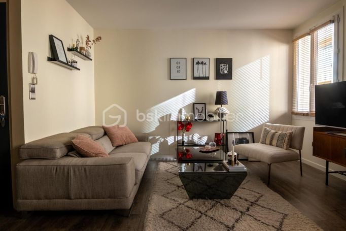 A louer APPARTEMENT DUPLEX T4 67 M2 BORD DE MER TOULON