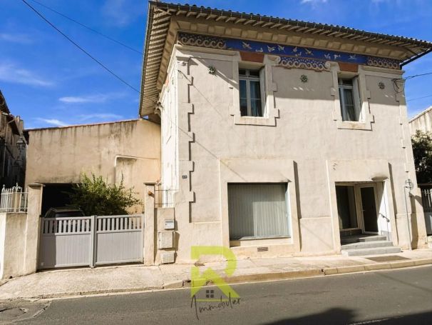 A louer MAISON  DE MAîTRE  PAULHAN