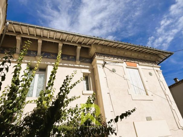 A louer MAISON  DE MAîTRE  PAULHAN