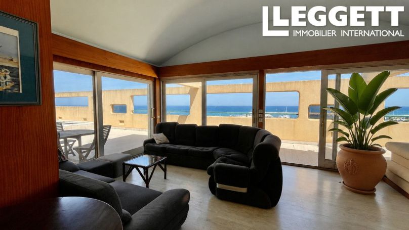A louer APPARTEMENT T4 99 M2 TERRASSE PIEDS DANS L'EAU SAINT CYPRIEN
