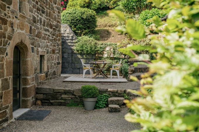 vente MAGNIFIQUE MOULIN XVe SIECLE ENTRE TERRE ET MER
