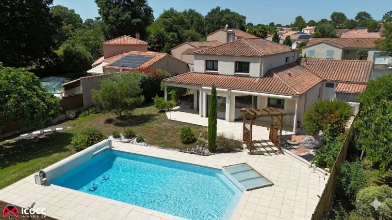 A louer MAISON CONTEMPORAINE LA ROCHE SUR YON