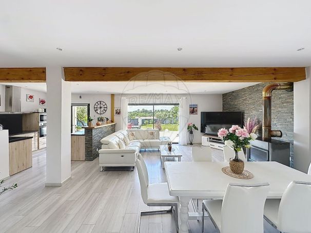 A louer MAISON  5 PIECES 128 M2  MASSILLARGUES ATTUECH