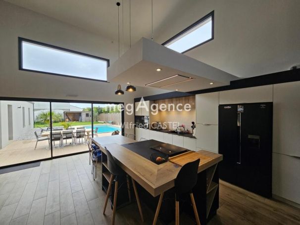 A louer MAISON  CONTEMPORAINE BORD DE MER CHATEAU D OLONNE