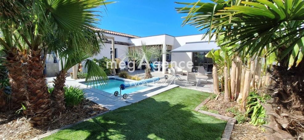A louer MAISON  CONTEMPORAINE BORD DE MER LES SABLES D OLONNE