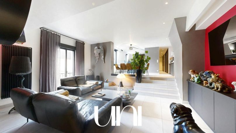 A louer APPARTEMENT T5 137 M2  CAEN