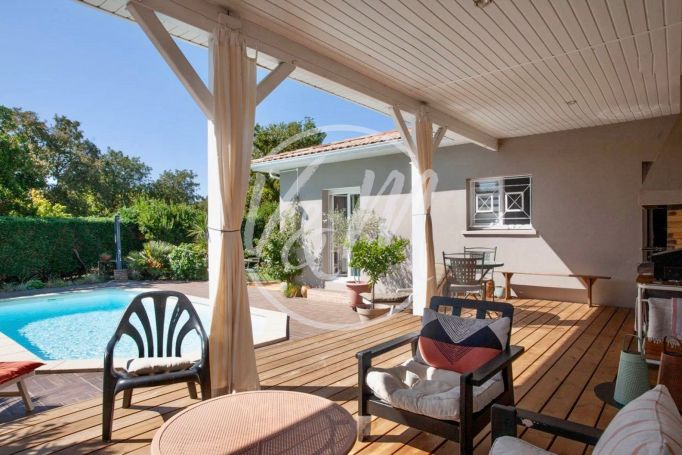 A vendre charmante Maison 6 pieces 147 m&sup2; Lanton