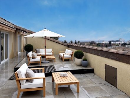 spacieux APPARTEMENT T4 127 M&sup2; DERNIER ETAGE VUE MER La Ciotat
