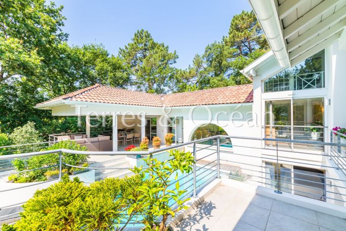 A louer MAISON 7 PIECES 215 M2 SOORTS HOSSEGOR