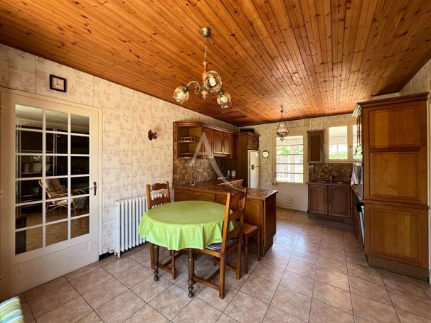 A vendre MAISON  5 PIECES 114 M2  SAINT HILAIRE LA FORET