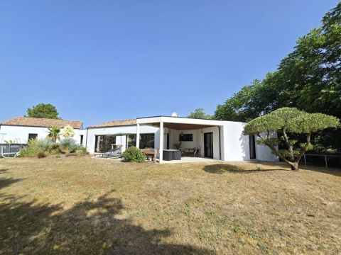 A louer MAISON D'ARCHITECTE BORD DE MER SAINT JEAN DE MONTS