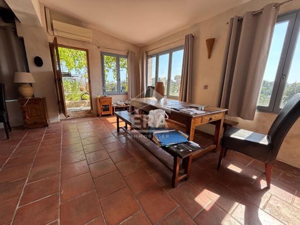 A louer MAISON  DE MAîTRE BORD DE MER CAGNES SUR MER