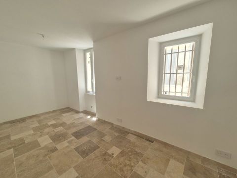 A louer APPARTEMENT T2 45 M2 BORD DE MER LA CIOTAT