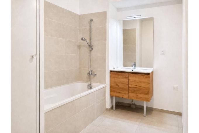 A louer APPARTEMENT NEUF T3 40 M2 BORD DE MER ARCACHON