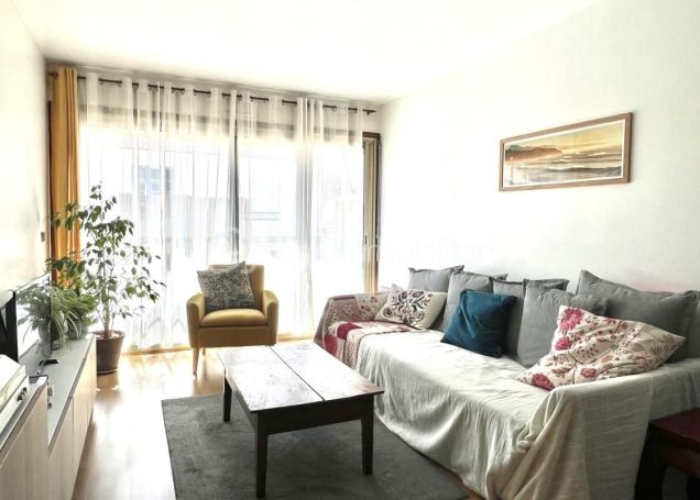 A louer APPARTEMENT T3 71 M2  PAU