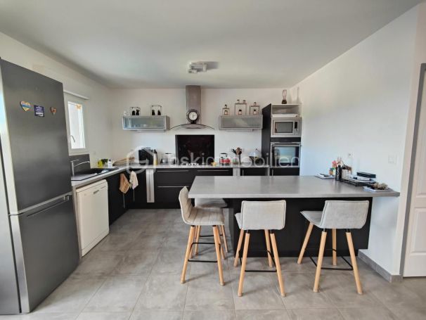 A louer MAISON  4 PIECES 120 M2  MONTREDON DES CORBIERES