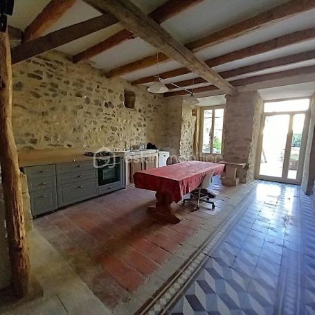 A louer MAISON  DE MAîTRE  VALROS